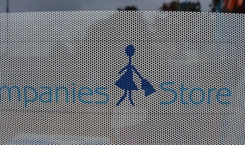 One Way Vision Folie 137cm (niet Naar Binnen Kijken, Wel Naar Buiten) 2 One Way Vision Folie 137cm (niet Naar Binnen Kijken, Wel Naar Buiten) - Afbeelding 2