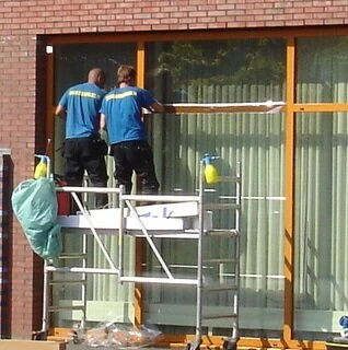 Zonwerend Raamfolie Voor HR++ Glas Steel (46cm) 2 Zonwerend Raamfolie Voor HR++ Glas Steel (46cm) - Afbeelding 2